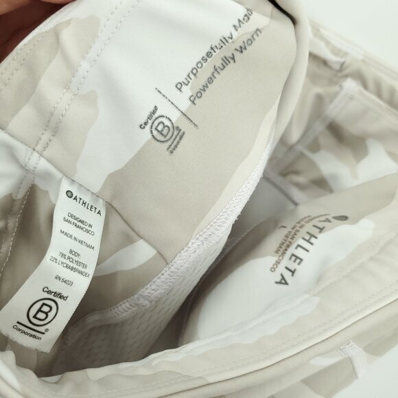 Athleta Camo Contender 7/8 Tight Camo Legging L White/Tan - Picture 15 of 16